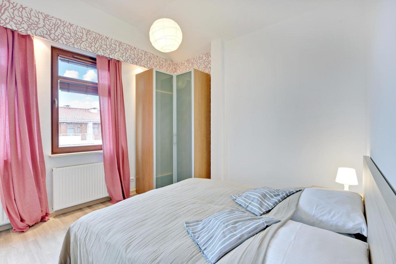 Grand Apartments - Neptun Park Sunny 2 Bedrooms Apartment 그단스크 외부 사진